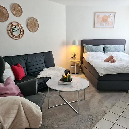 Ferienwohnung Rote Tuer - Landleben Pur! Kirchhain Exterior foto